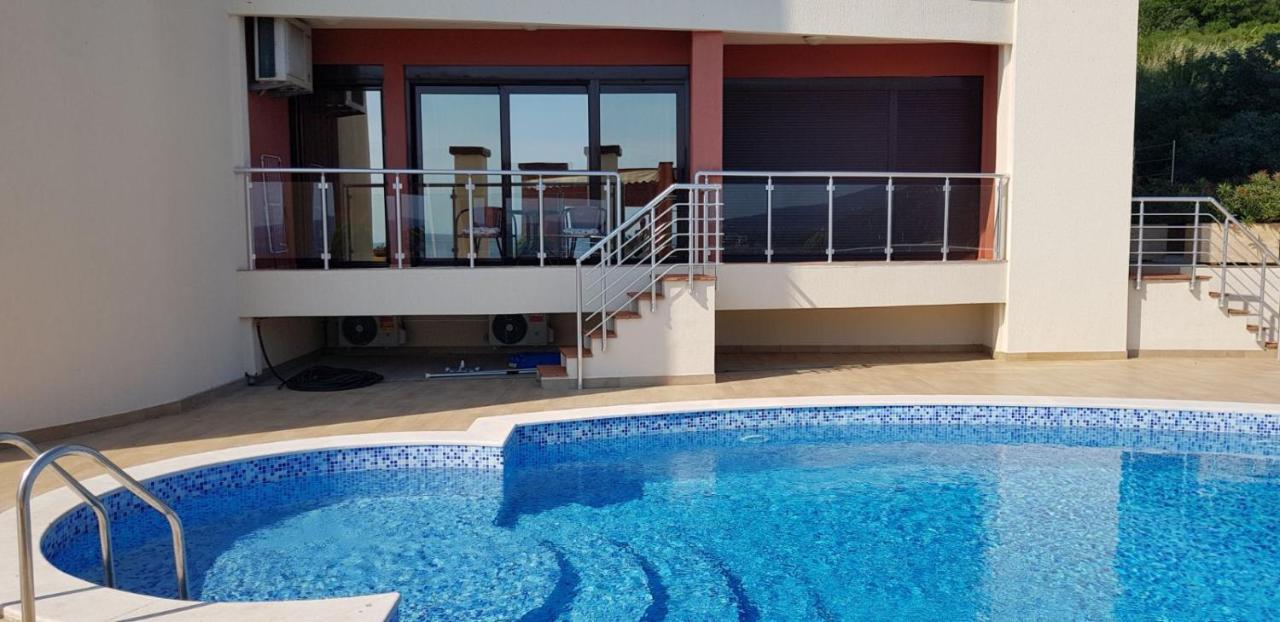Apartment Sea Space 2 Dobra Voda Exterior photo