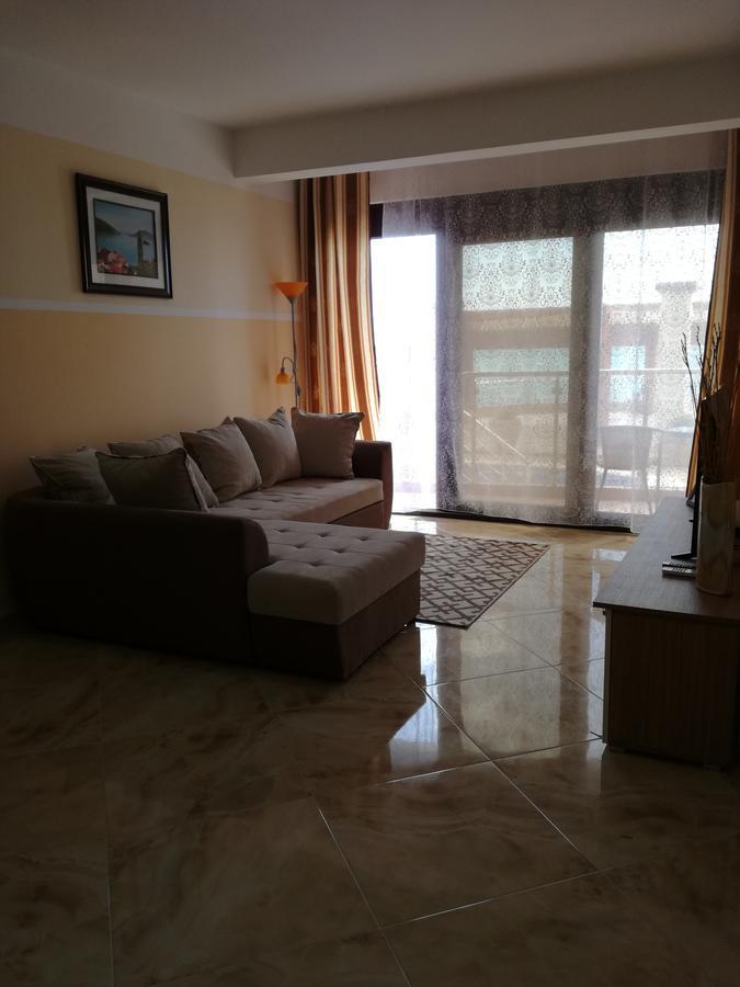 Apartment Sea Space 2 Dobra Voda Exterior photo